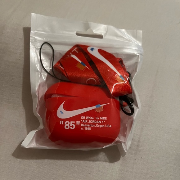 Nike AirPod Cases - Picture 6 of 16